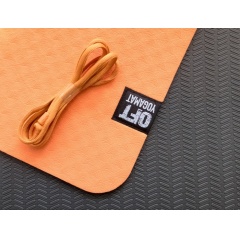 Original FitTools 6 мм двухслойный оранжевый FT-YGM6-2LT-ORANGE-BK из каталога ковриков для йоги и фитнеса в Омске по цене 1620 ₽